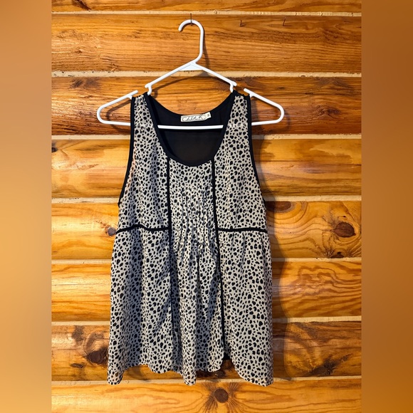 Chloe K Tops - Chloe K Black and Cream Spotted Tank Top
